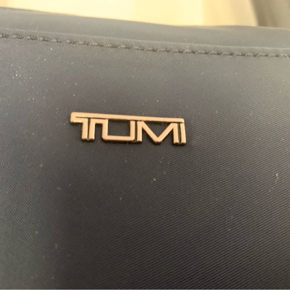 NWT TUMI Medium Tote Valletta: Navy Nylon, Leather Handles, Zip Close, Name Tag - Picture 14 of 16